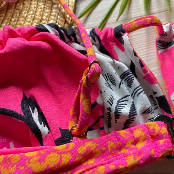 Maaji 🌺 Reversible Print Floral Bralette Bikini Top | Cheeky High Leg Bottoms - Picture 10 of 16